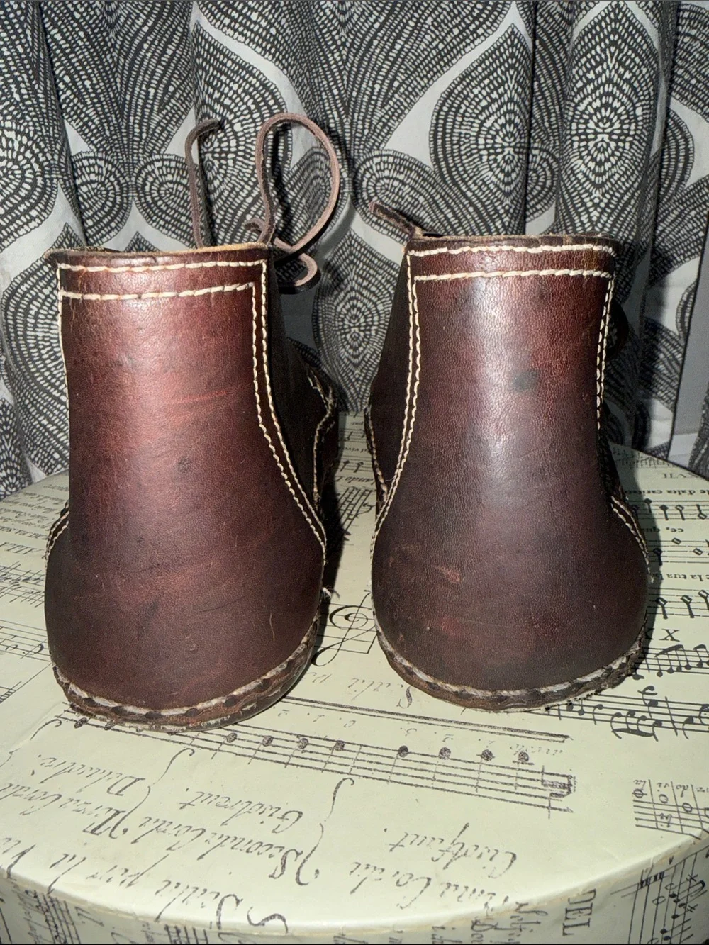 Vintage Rockport Casuals Brown Leather Moc Toe Chukka Boots - Men's Size 8.5